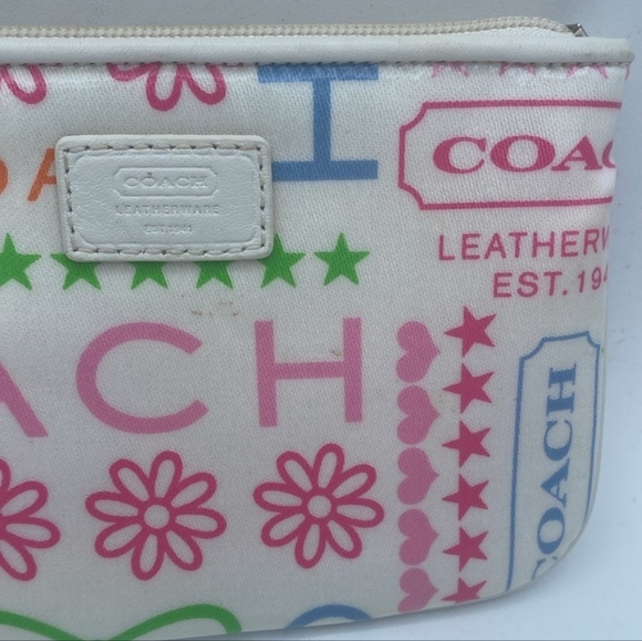 Coach Poppy Y2K/ Multicolor/White and Pink Floral Wristlet - Picture 3 of 5